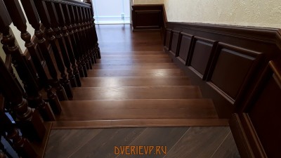 Лестница из массива ясеня на бетонное основание - фото 8